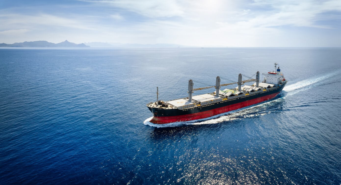 Bulker Evades Suspicious Approach South of Yemen
