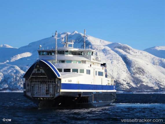 Ferry 'Barøy' Faces Technical Issues, Service Disruption Announced
