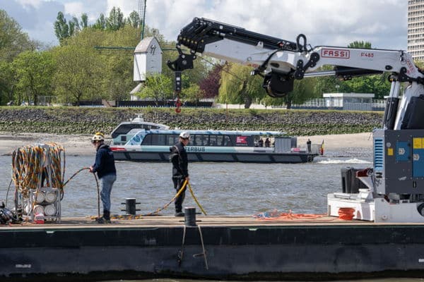 Salvage operation underway for sunken cargo ship in Port of Antwerp
