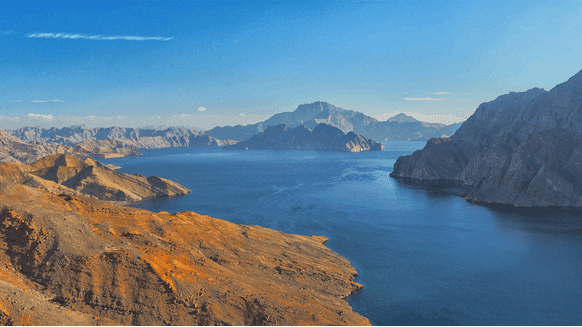 Strait of Hormuz Traffic Stalls Amid Rising Tensions