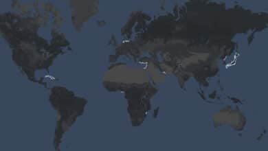 Strait of Hormuz blockade and other major naval sieges in modern times