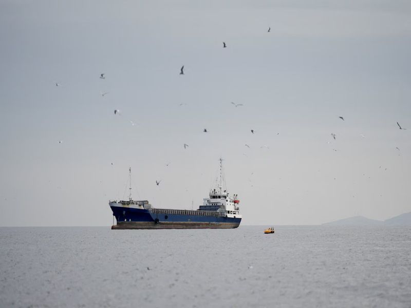 Vessel attacked by multiple small boats near Iran in Strait