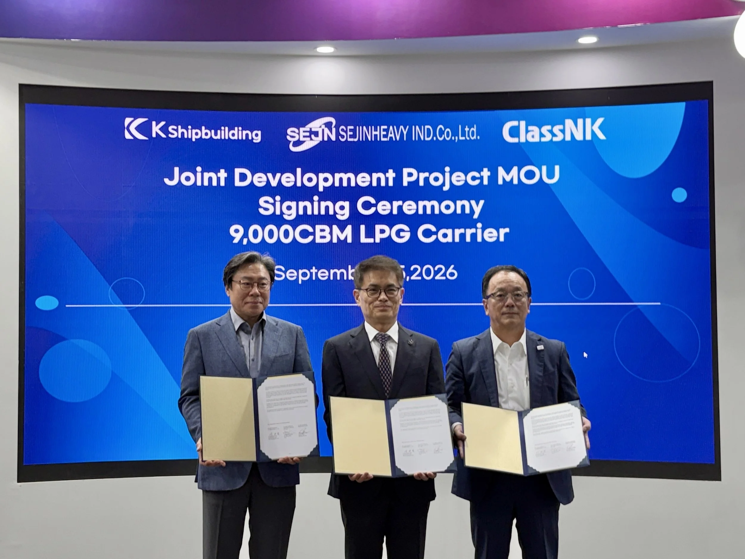 ClassNK and partners sign MOU for joint development of new generation Eco LPG