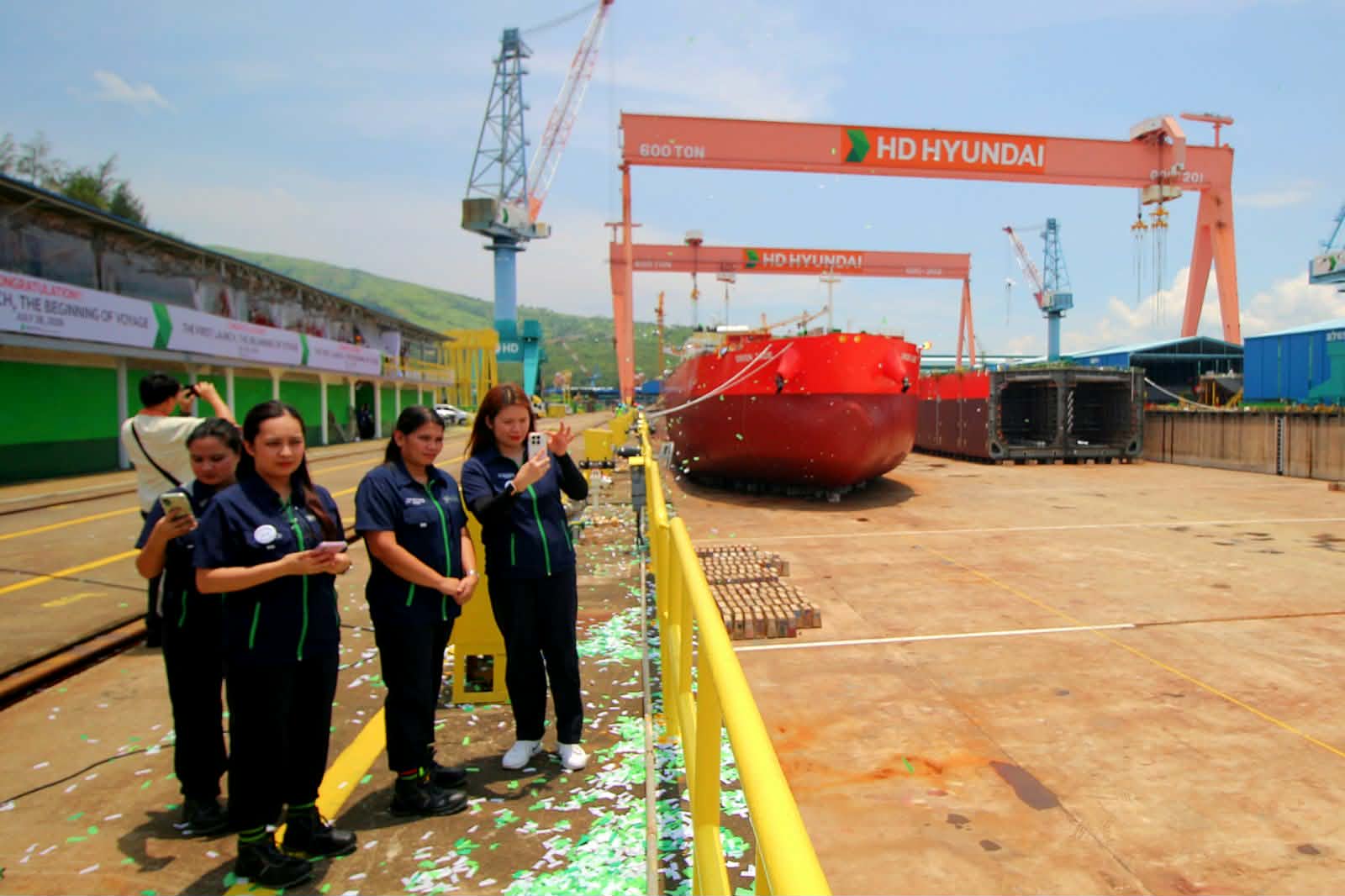 Dole speeds up proposed shipbuilding center in Zambales