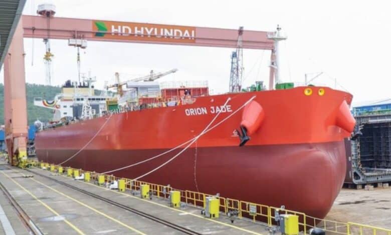 Philippines moves to slash shipyard red tape